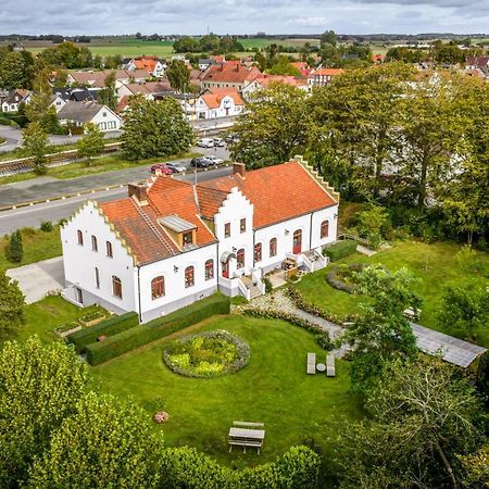 Vita Huset Pa Oesterlen Gärsnäs Exterior foto