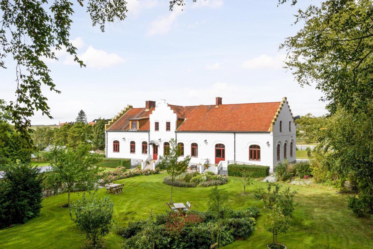 Vita Huset Pa Oesterlen Gärsnäs Exterior foto