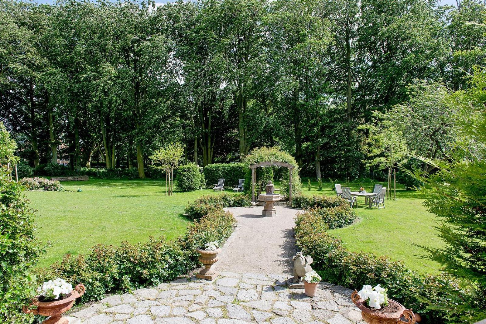 Vita Huset Pa Oesterlen Gärsnäs Exterior foto